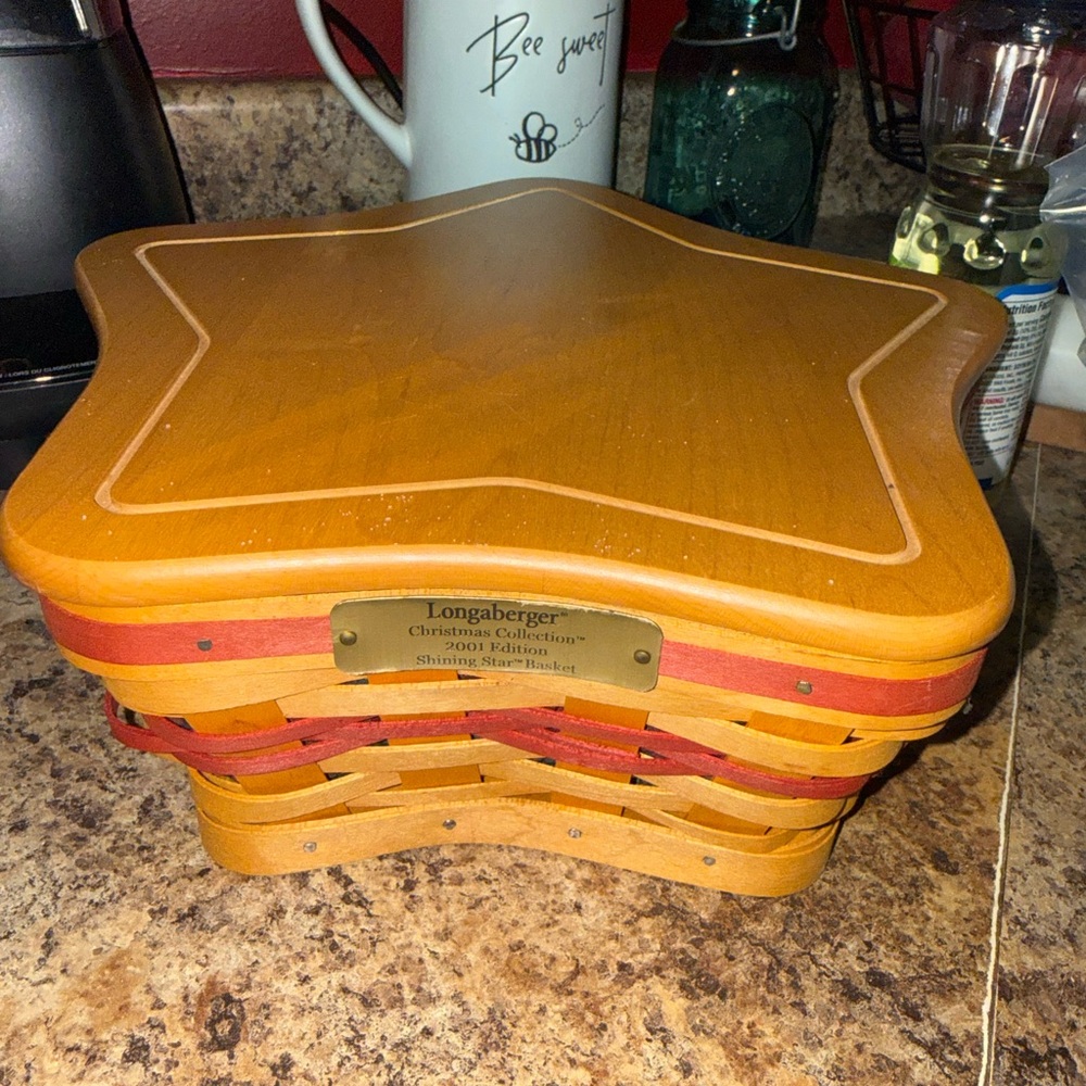 Longaberger Wood Star Serving Basket with Red Trim